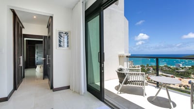 Luxury Villa Photo #26