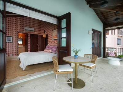 Luxury Villa Photo #9