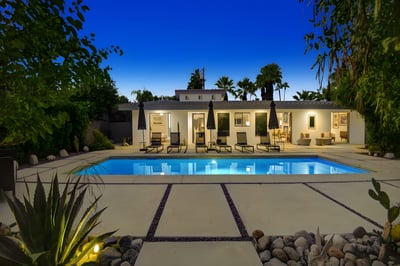 Luxury Villa Photo #25