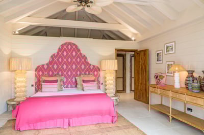 Luxury Villa Photo #9