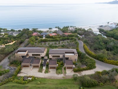 Luxury Villa Photo #53