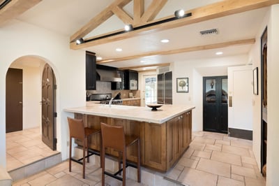 Luxury Villa Photo #23