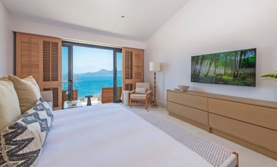 Luxury Villa Photo #55