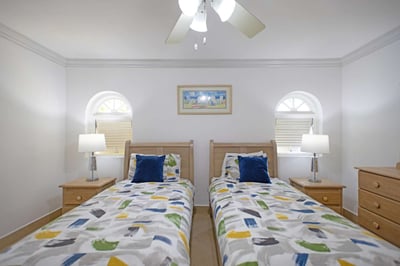 Luxury Villa Photo #13