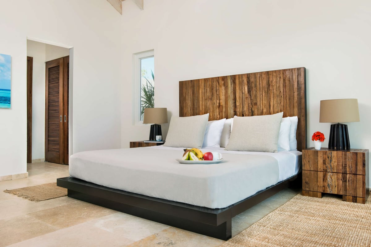 Three Bedroom Beachfront Villa villa rental - 3