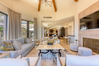 Luxury Villa Photo #35