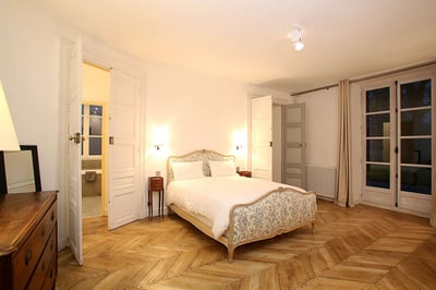 Luxury Villa Photo #26