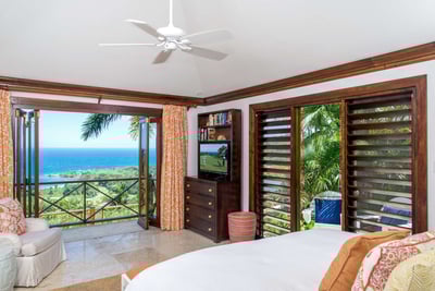 Luxury Villa Photo #20