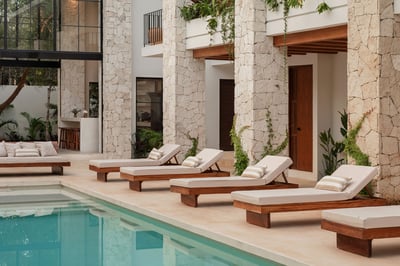 Luxury Villa Photo #4