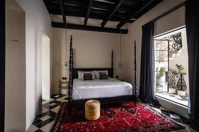 Luxury Villa Photo #29