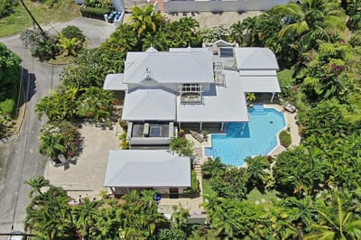 Luxury Villa Photo #3