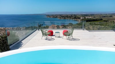 Luxury Villa Photo #5