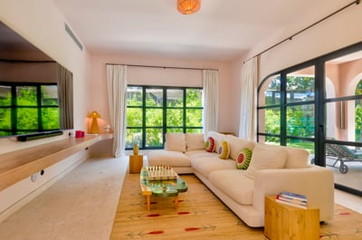 Luxury Villa Photo #28