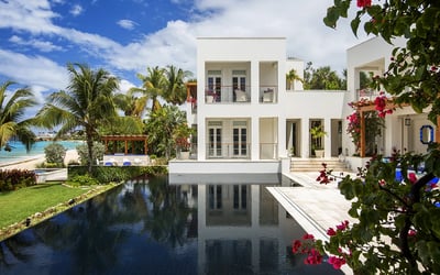 Luxury Villa Photo #7