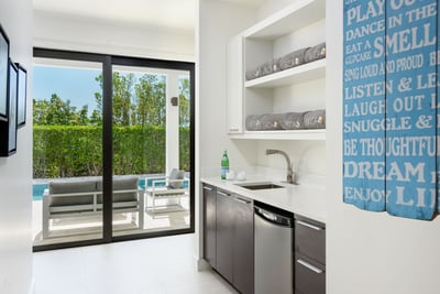 Luxury Villa Photo #17