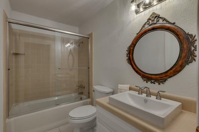Luxury Villa Photo #27