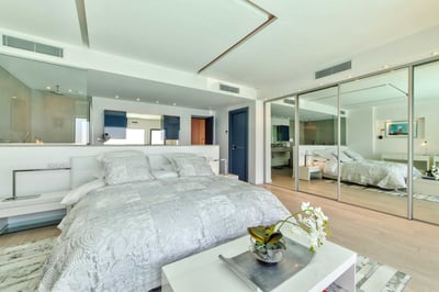 Luxury Villa Photo #20