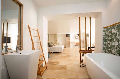 Luxury Villa Photo #20