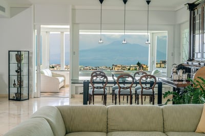 Luxury Villa Photo #16