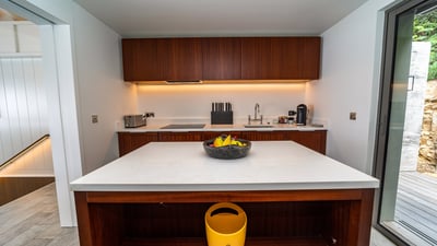 Kitchen & Dining Area