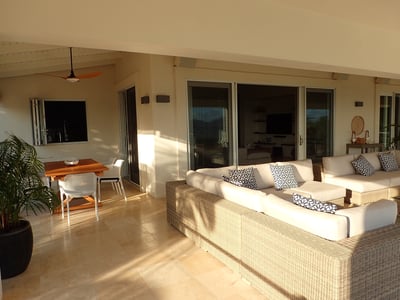 Luxury Villa Photo #40