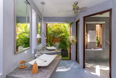 Luxury Villa Photo #31