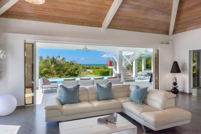 Luxury Villa Photo #15