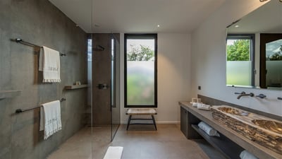 Luxury Villa Photo #64