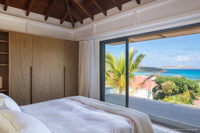 Luxury Villa Photo #35