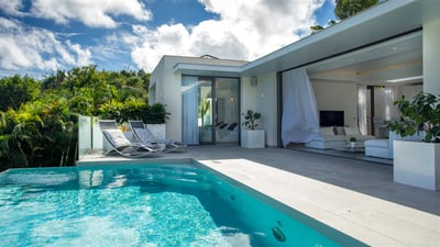 Luxury Villa Photo #8