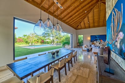 Luxury Villa Photo #13