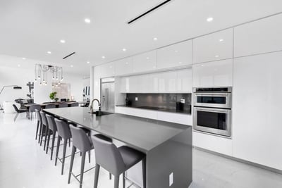 Luxury Villa Photo #14