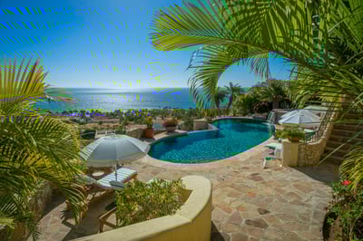 Luxury Villa Photo #14