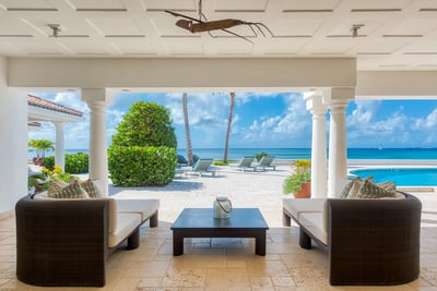 Luxury Villa Photo #18