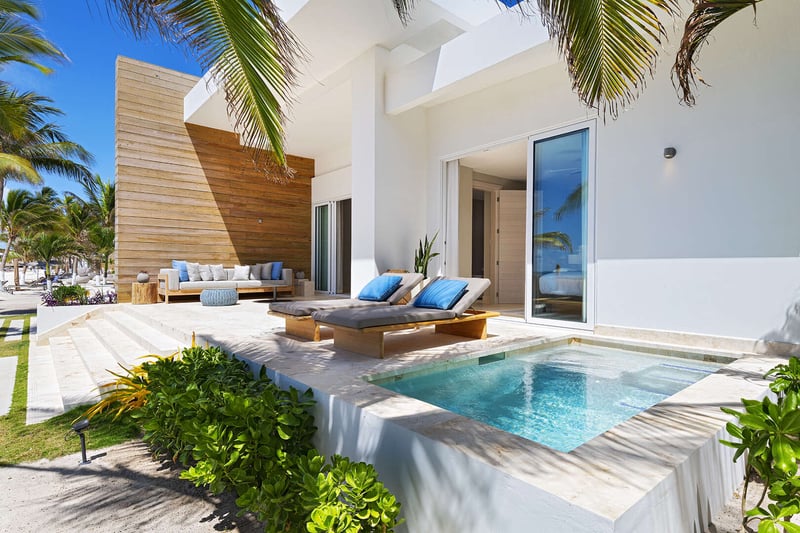 Oceanfront 3 BDM Villa with Plunge Pool