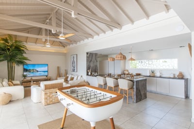 Luxury Villa Photo #17