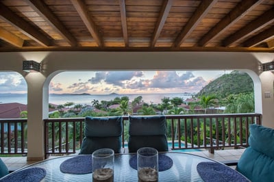 Luxury Villa Photo #8