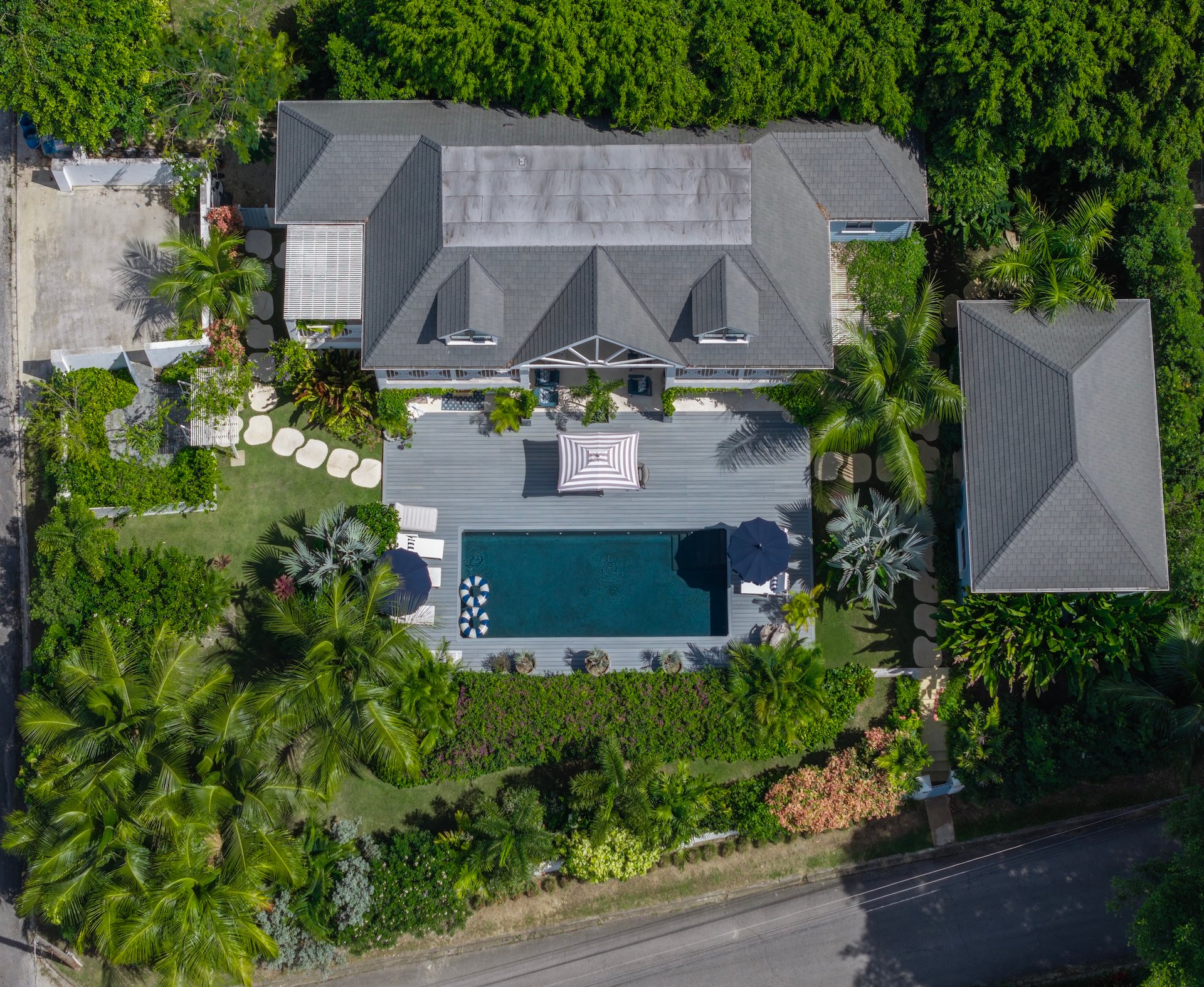Seastar House & Cottage - 3