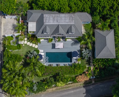 Luxury Villa Photo #3