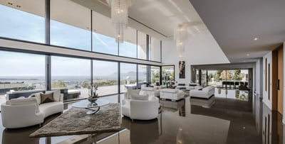 Luxury Villa Photo #13