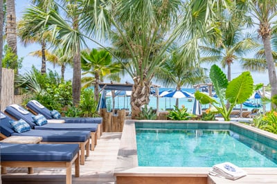 Luxury Villa Photo #4