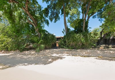 Luxury Villa Photo #13