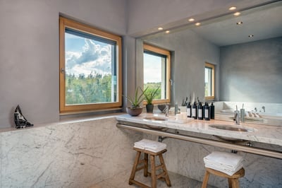 Impruneta Primary Suite
