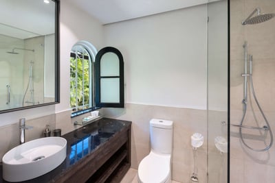 Luxury Villa Photo #33