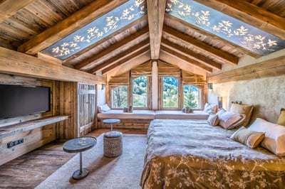 Luxury Villa Photo #14