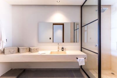 Luxury Villa Photo #23