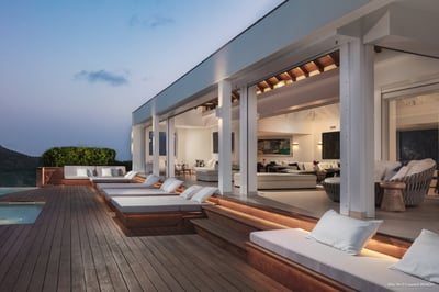Luxury Villa Photo #12
