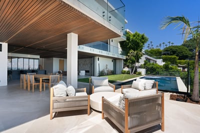 Luxury Villa Photo #6