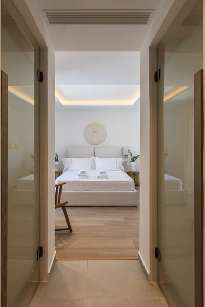Luxury Villa Photo #43