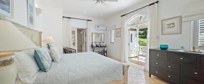 Luxury Villa Photo #26